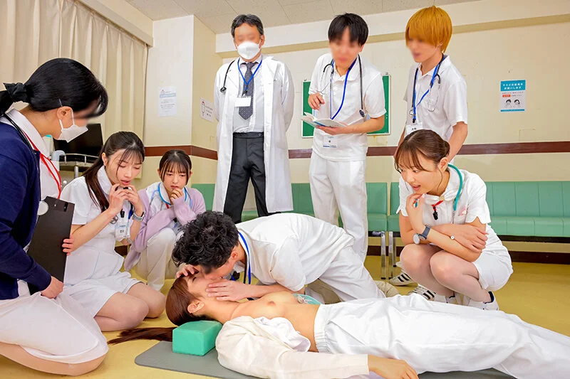【VR】羞恥!生徒同士が男女とも全裸献体になって実技指導を行う質の高い授業を実践する看護学校実習VR 2026 - 画像1